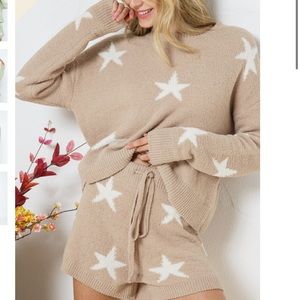 NEW Soft Long Sleeve Star Print Top and Short Lounge Set